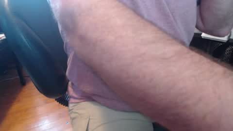 Snapshot of scottbearfun chatting on 4, 8, 2026 scottbearfun online show from 4, 8, 2026