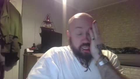Richard James online show from 19, 4, 2026
