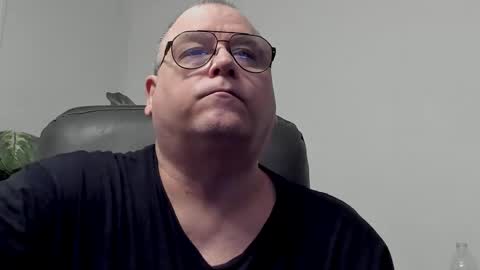 YourBannana1 online show from 3, 3, 2025