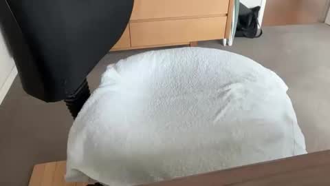 scottyeah80 online show from 18, 4, 2026