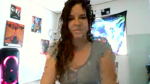 Snapshot of screamqueenp chatting on 21, 5, 2026 PennyWise online show from 21, 5, 2026