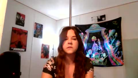 Snapshot of screamqueenp chatting on 28, 5, 2026 PennyWise online show from 28, 5, 2026