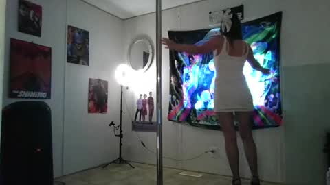 Snapshot of screamqueenp chatting on 18, 6, 2026 PennyWise online show from 18, 6, 2026