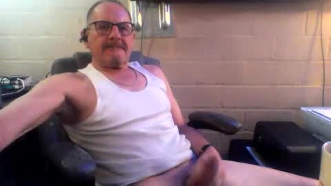 eating pussy  sucking dick online show from 26, 3, 2026