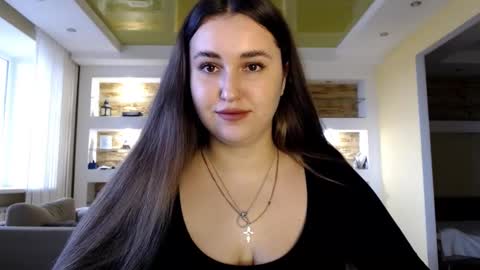 Elizabeth  online show from 18, 12, 2024