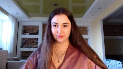 Elizabeth  online show from 4, 2, 2025