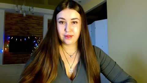 Elizabeth  online show from 17, 12, 2025