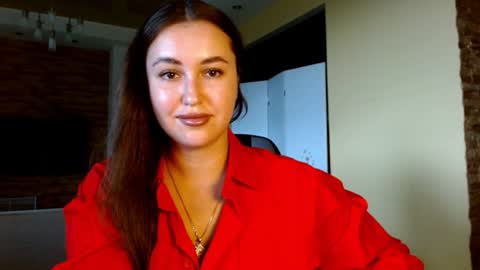 Elizabeth  online show from 28, 7, 2026