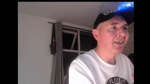 Snapshot of seafordsatana chatting on 17, 10, 2025 seafordsatana online show from 17, 10, 2025