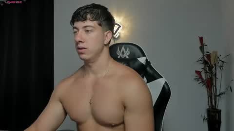 Snapshot of sean_brownx chatting on 3, 7, 2026 Sean online show from 3, 7, 2026