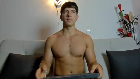 Snapshot of sean_brownx chatting on 10, 7, 2026 Sean online show from 10, 7, 2026