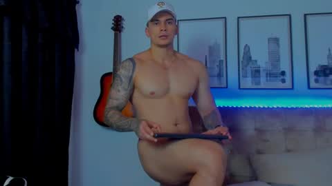 Sean Carrera online show from 8, 1, 2025