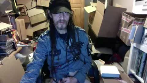 Snapshot of seasidesteve71 chatting on 12, 12, 2024 seasidesteve71 online show from 12, 12, 2024