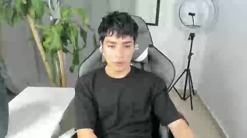 Snapshot of sebas_rosse chatting on 8, 1, 2026 sebastian online show from 8, 1, 2026