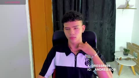 Snapshot of sebascuterouss chatting on 17, 4, 2026 sebas 3 online show from 17, 4, 2026