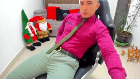 juan  sebastian online show from 29, 12, 2024