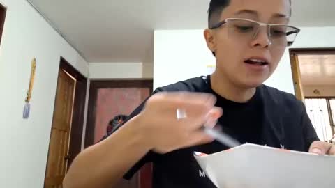 Snapshot of sebastian_posse chatting on 31, 12, 2024 Myystiic online show from 31, 12, 2024