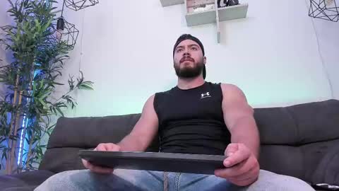 Instagram jeanpaulfit  online show from 4, 3, 2025