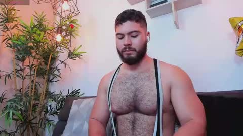 Instagram jeanpaulfit  online show from 16, 4, 2026