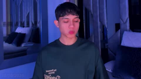 Sebastian online show from 19, 10, 2025