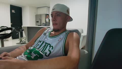 Snapshot of sebolaz chatting on 6, 1, 2025 ryan miller online show from 6, 1, 2025
