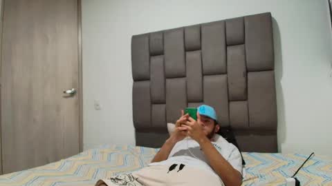 Snapshot of sebolaz chatting on 17, 2, 2025 ryan miller online show from 17, 2, 2025