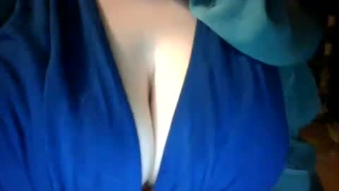 Snapshot of secret18slaveanon chatting on 3, 10, 2025 Sunny online show from 3, 10, 2025