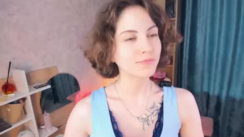 Snapshot of secret_des1res chatting on 29, 6, 2026 Mia online show from 29, 6, 2026