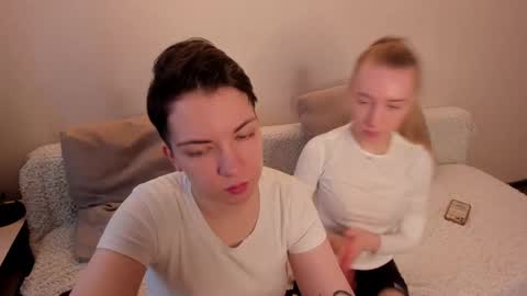 Snapshot of secret_dreams_ chatting on 23, 2, 2025 Amanda and pair in a real life we love each other but can play with you online show from 23, 2, 2025