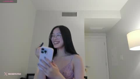 Snapshot of secretgirlfriendxo chatting on 4, 2, 2025 Angela online show from 4, 2, 2025