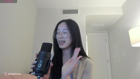 Snapshot of secretgirlfriendxo chatting on 5, 2, 2025 Angela online show from 5, 2, 2025