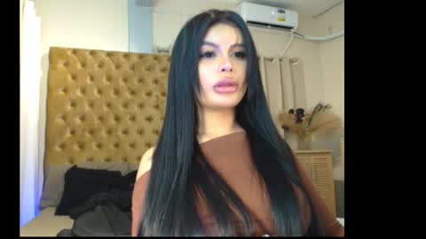 Snapshot of secrets_bae chatting on 8, 12, 2024 secrets_bae online show from 8, 12, 2024