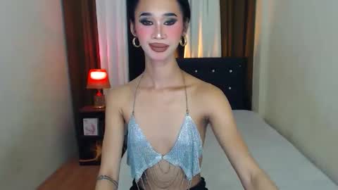 Snapshot of seductive_ashly chatting on 8, 5, 2026 ashly online show from 8, 5, 2026