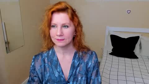 seductive_foxy_ online show from 21, 9, 2025