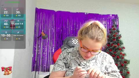 seductive_she_wolf online show from 19, 12, 2024