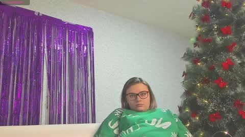seductive_she_wolf online show from 29, 12, 2024