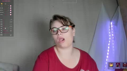 Snapshot of seductive_she_wolf chatting on 21, 7, 2026 seductive_she_wolf online show from 21, 7, 2026
