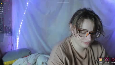 Snapshot of seductive_she_wolf chatting on 24, 7, 2026 seductive_she_wolf online show from 24, 7, 2026