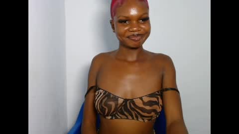 Snapshot of seductive_sugar247 chatting on 5, 4, 2026 seductive_sugar247 online show from 5, 4, 2026