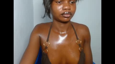 Snapshot of seductive_sugar247 chatting on 14, 4, 2026 seductive_sugar247 online show from 14, 4, 2026