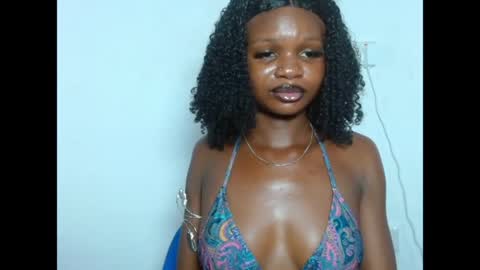 Snapshot of seductive_sugar247 chatting on 18, 4, 2026 seductive_sugar247 online show from 18, 4, 2026