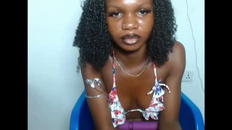Snapshot of seductive_sugar247 chatting on 18, 4, 2026 seductive_sugar247 online show from 18, 4, 2026