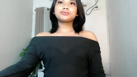 Snapshot of seductivedeluxe69 chatting on 31, 5, 2026 Deluxe online show from 31, 5, 2026