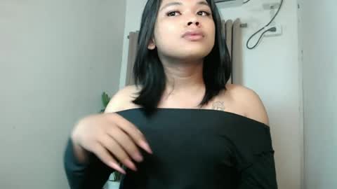 Snapshot of seductivedeluxe69 chatting on 19, 7, 2026 Deluxe online show from 19, 7, 2026