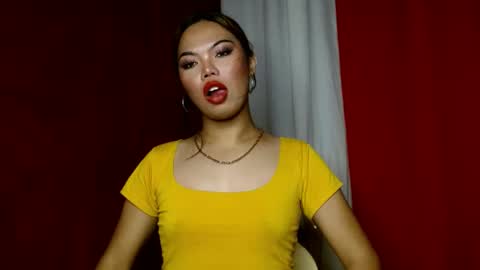 Snapshot of seductress_lust chatting on 5, 2, 2025 cassie online show from 5, 2, 2025