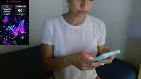 Snapshot of seductress_malia chatting on 26, 6, 2026 seductress_malia online show from 26, 6, 2026