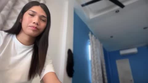 Snapshot of seductress_ph chatting on 13, 10, 2025 sara online show from 13, 10, 2025