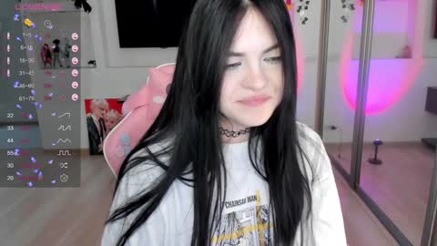 Snapshot of selena___cute chatting on 12, 12, 2024 Selena online show from 12, 12, 2024