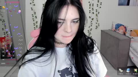 Snapshot of selena___cute chatting on 27, 1, 2025 Selena online show from 27, 1, 2025