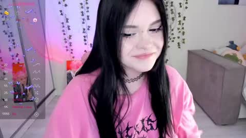 Snapshot of selena___cute chatting on 27, 2, 2025 Selena online show from 27, 2, 2025